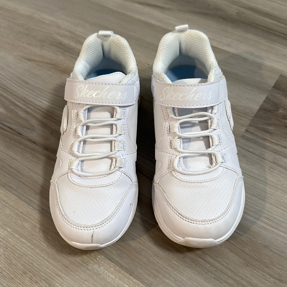 Sketchers unisex glimmer kicks sneaker size 13